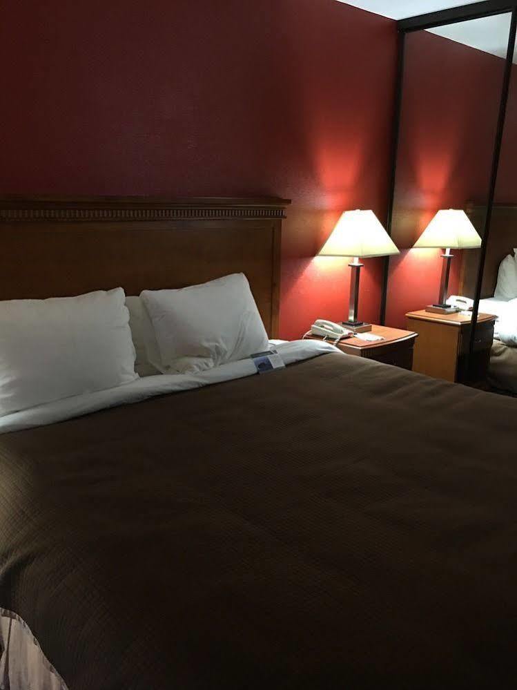 Quality Inn & Suites Huntington Beach Luaran gambar
