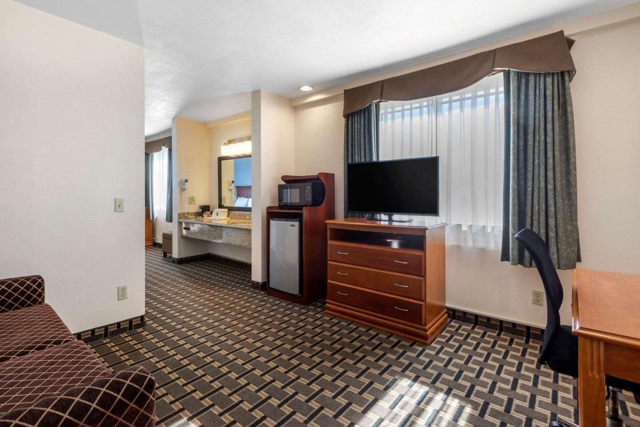 Quality Inn & Suites Huntington Beach Luaran gambar